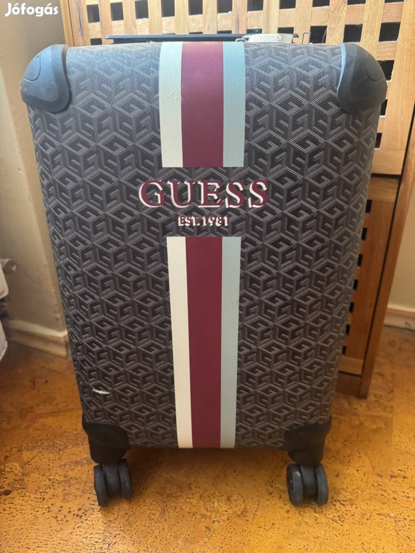 Eladó Guess bőrönd