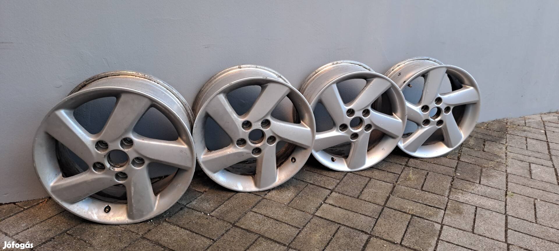 Eladó Gyári Mazda 16" felnik, felujitando