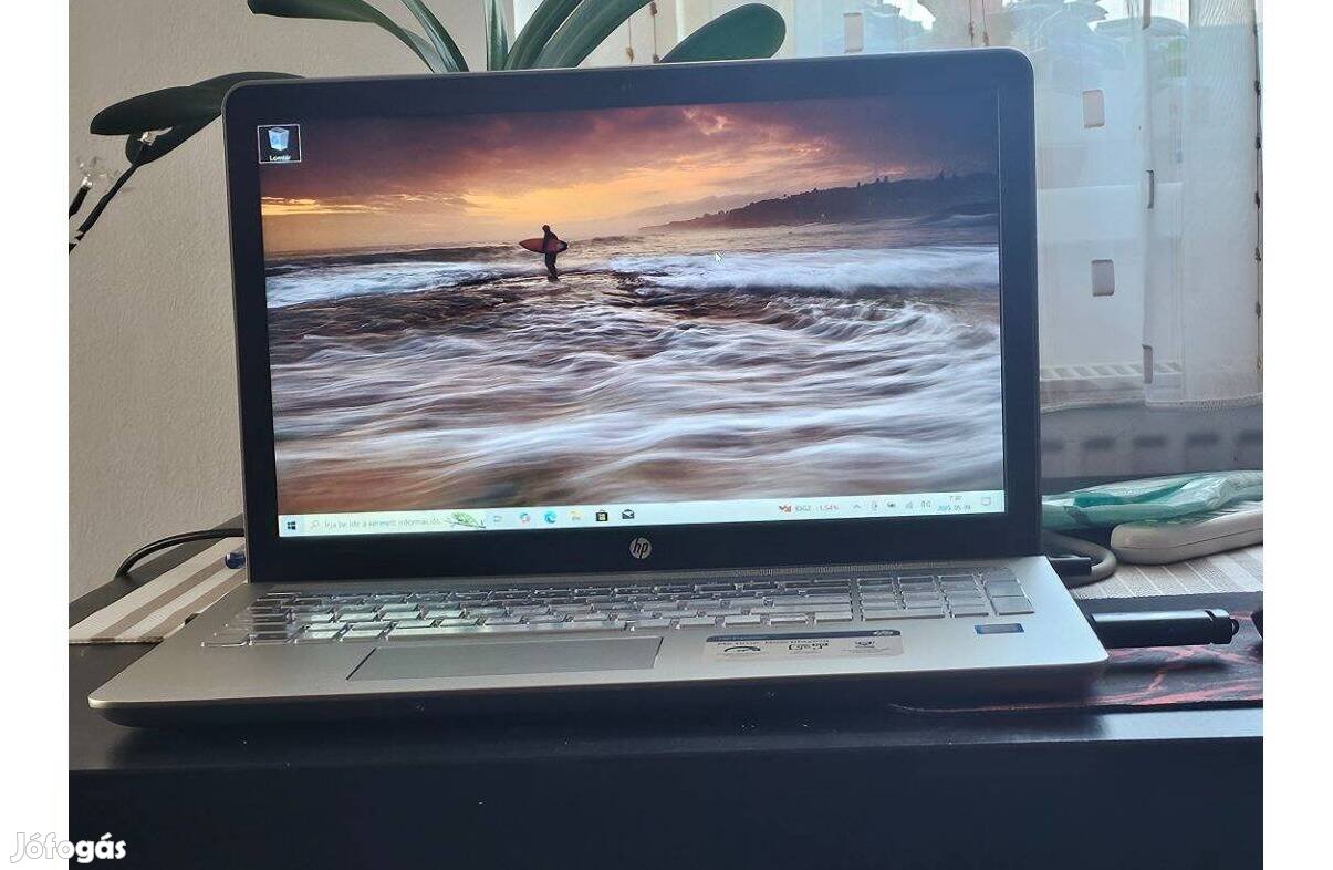 Eladó HP 15.6" notebook érintőképernyős