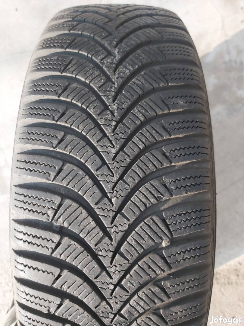 Eladó Hankook gumiabroncs
