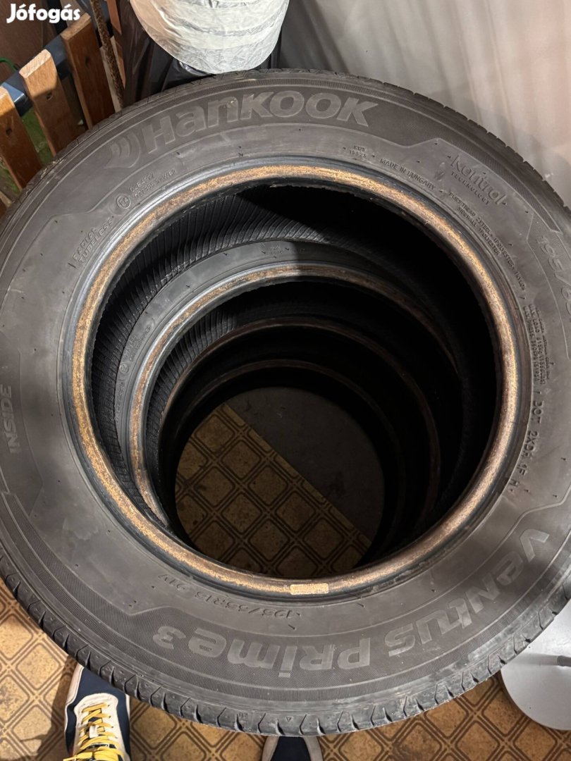 Eladó Hankook nyári gumi 195/65 R15