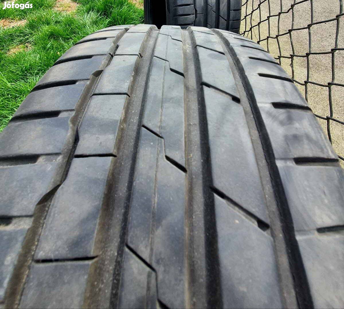 Eladó Hankook nyári gumi
