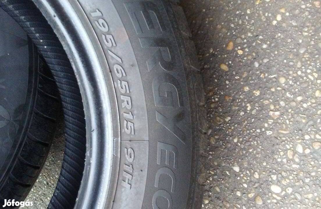 Eladó Hankook nyári gumik