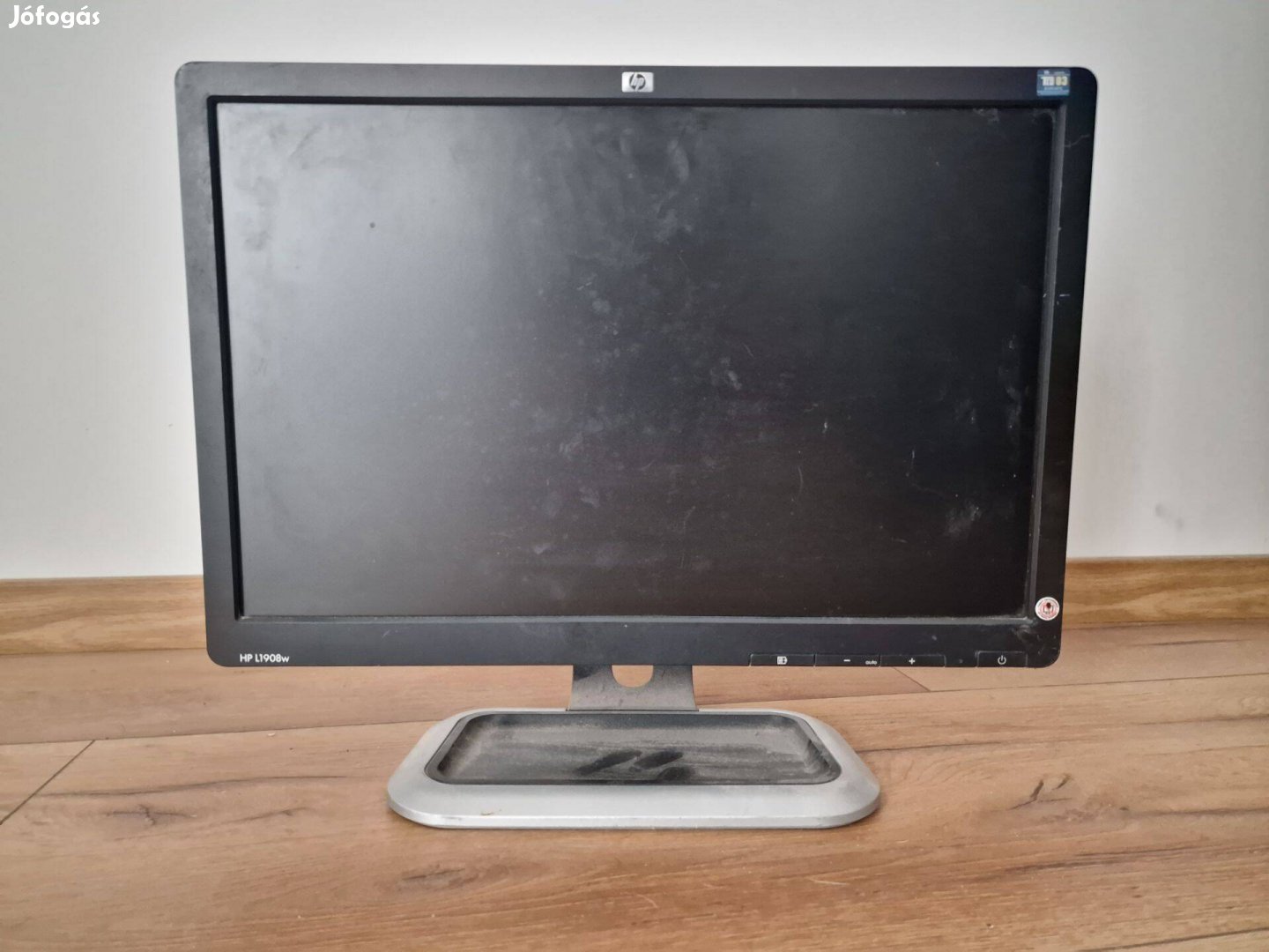 Eladó Használt HP L1908W Monitor