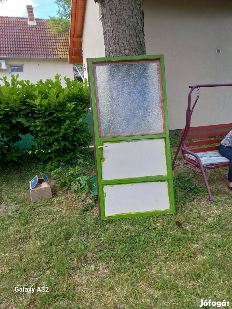 Eladó Használt vas ajtó