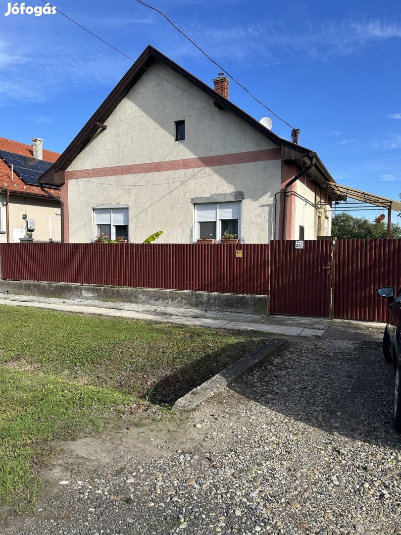 Eladó Ház Békés vármegyében Körösladányban