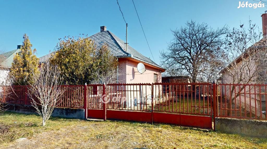 Eladó Ház, Erdőbénye
