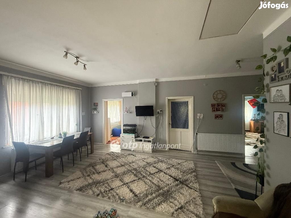 Eladó Ház, Füzesabony