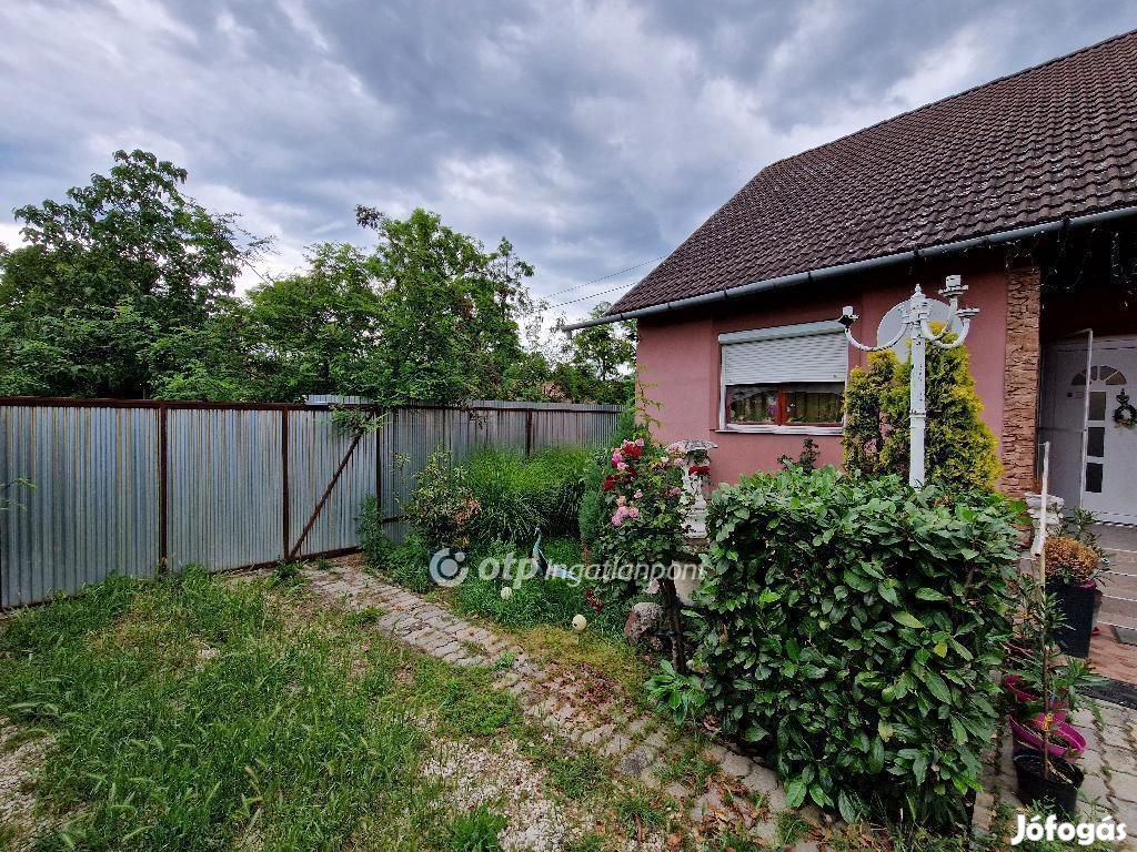 Eladó Ház, Hajdúszoboszló