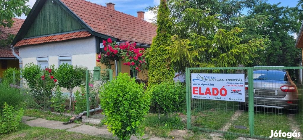 Eladó Ház, Jászárokszállás Kazinczy 13.500.000 Ft