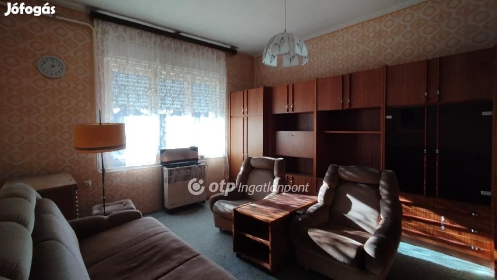 Eladó Ház, Jászberény