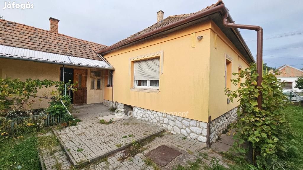 Eladó Ház, Kerecsend