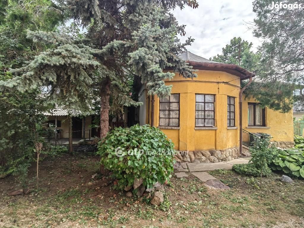 Eladó Ház, Kunhegyes