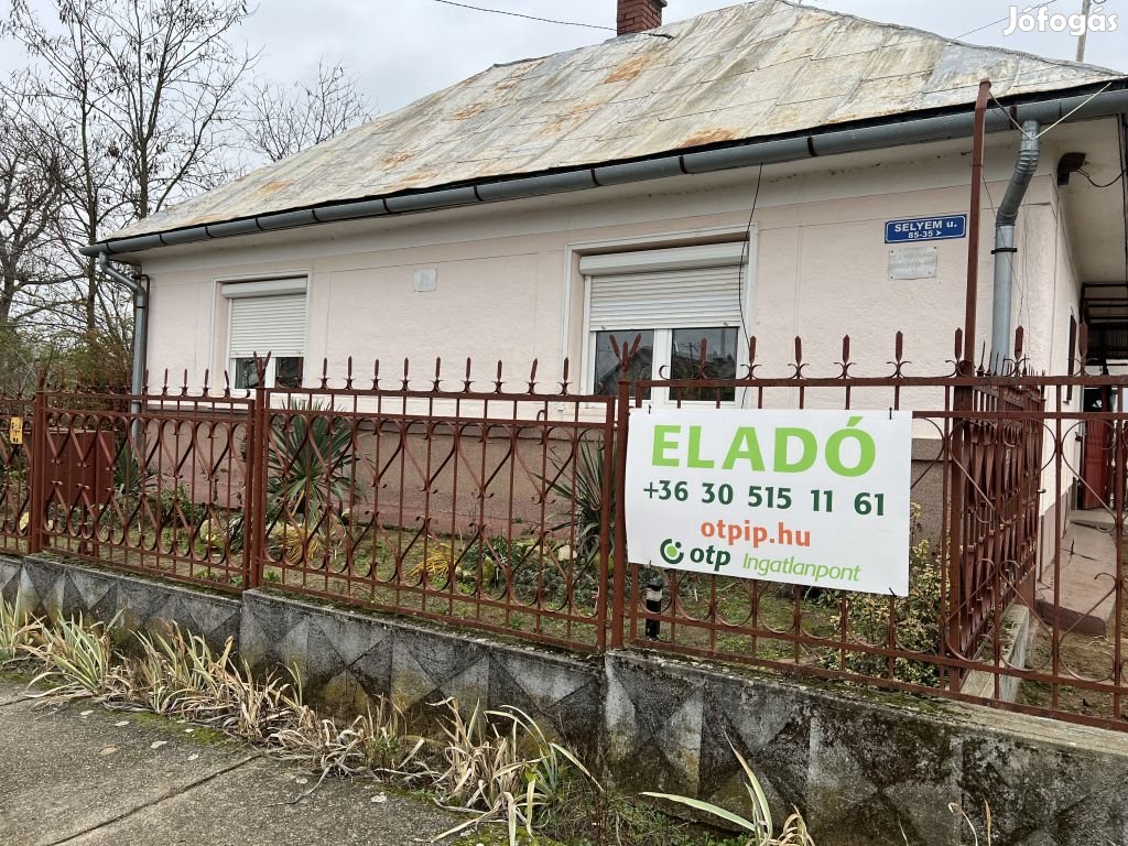 Eladó Ház, Máriapócs