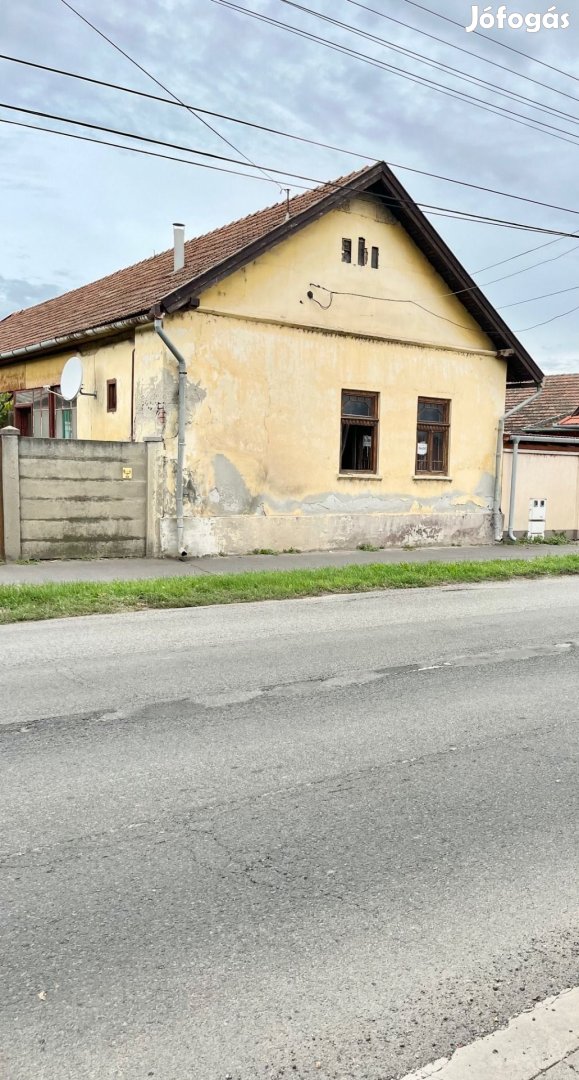 Eladó Ház, Mezőberény 5.900.000 Ft