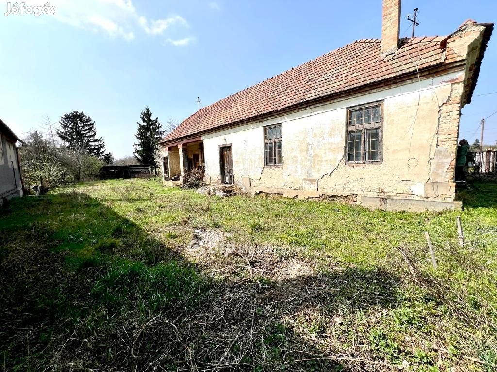Eladó Ház, Sokorópátka