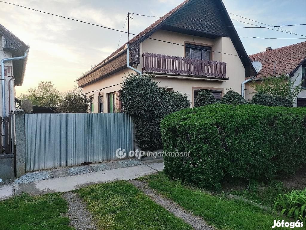 Eladó Ház, Szeghalom