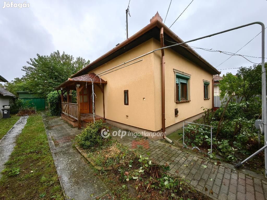 Eladó Ház, Szeghalom