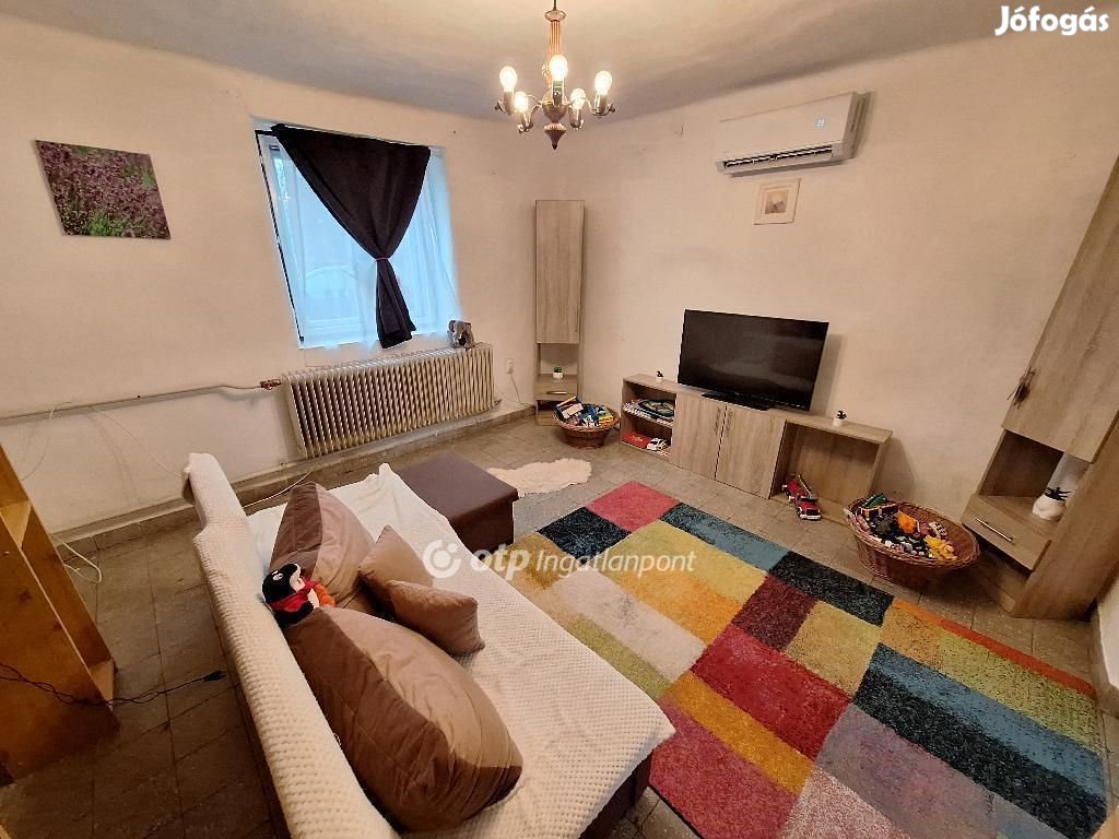 Eladó Ház, Tiszakécske