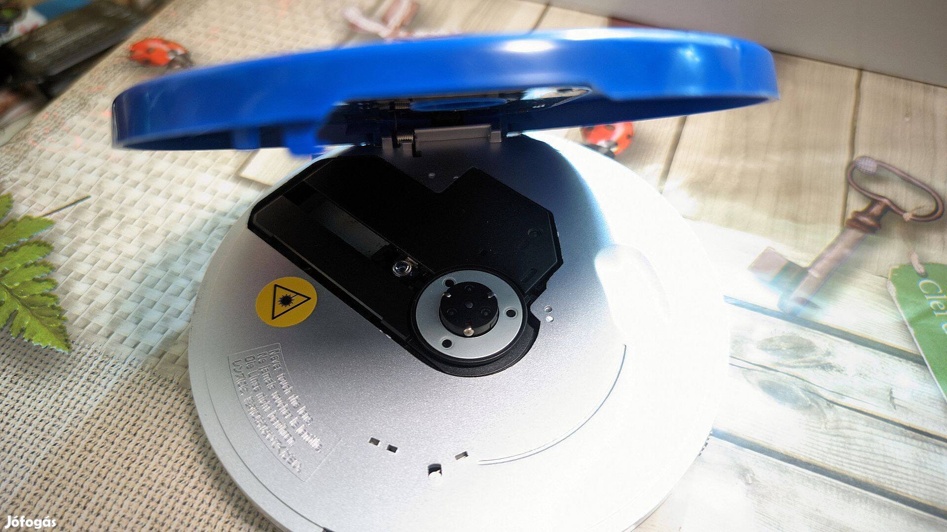 Eladó Hitachi DAP-38 cdmp3 discman,jól játszik