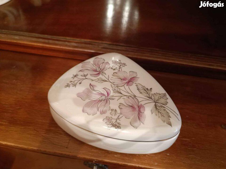 Eladó Hollóházi porcelán tartó