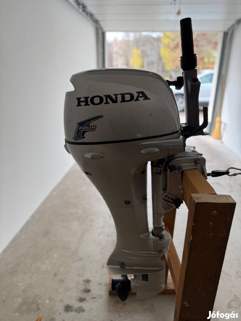 Eladó Honda BF10D hosszú csizmás csónak motor