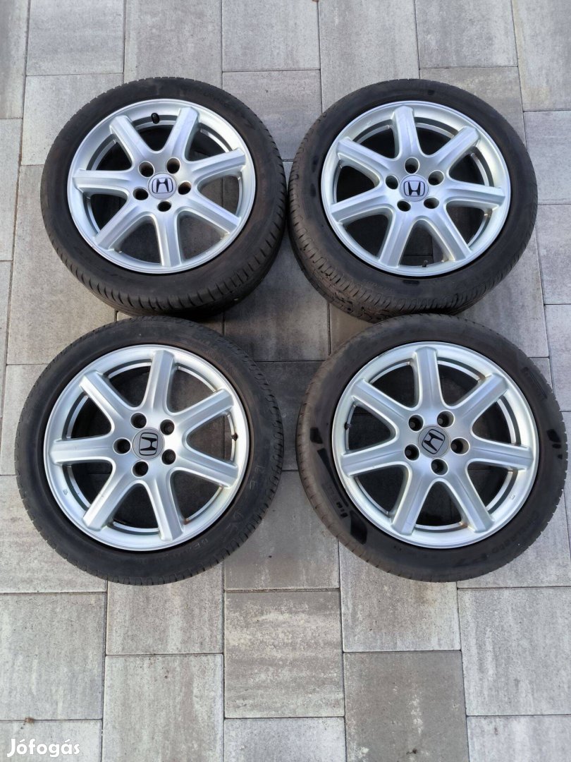 Eladó Honda Civic felni+gumi 5x114.3 R17 gyári