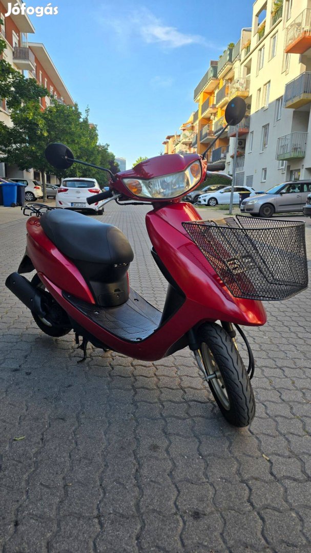 Eladó Honda Dio 4 t robogó