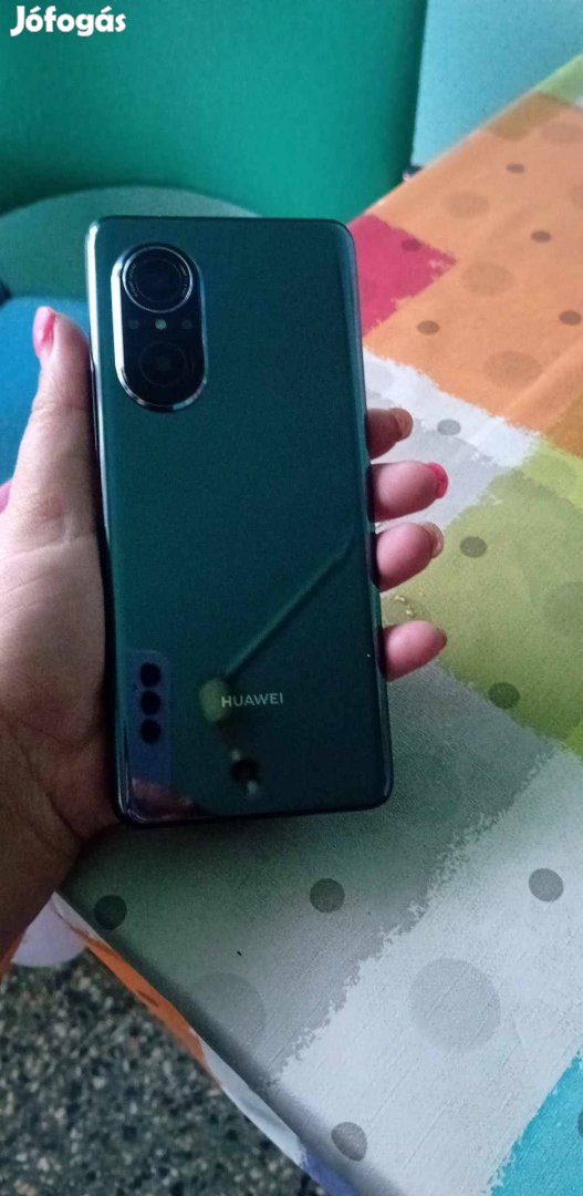 Elado Huawei telefon 