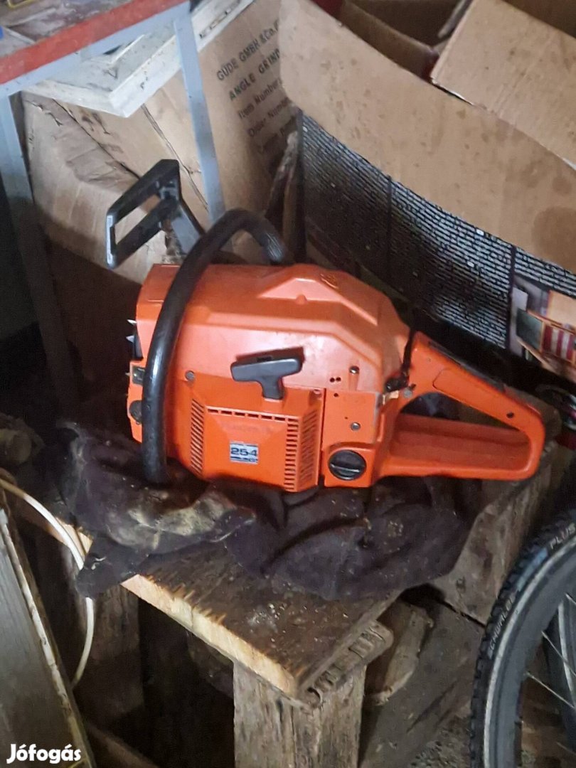 Eladó Husqvarna 254g.
