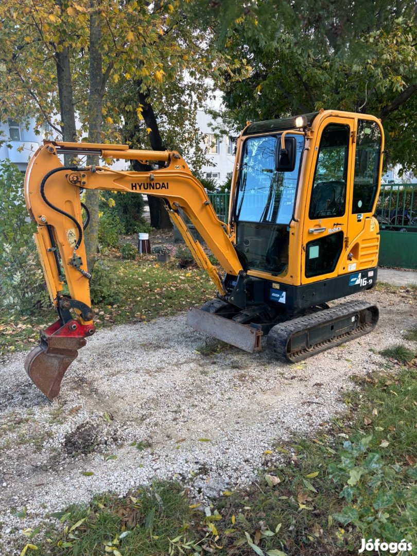 Eladó Hyundai Robex 16-9 Minikotró !