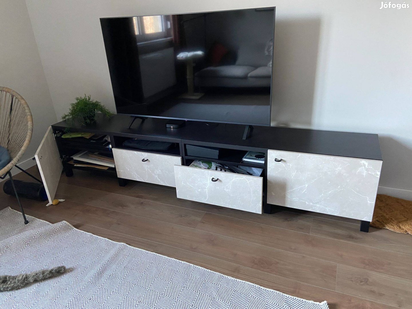 Eladó IKEA Besta TV állvány
