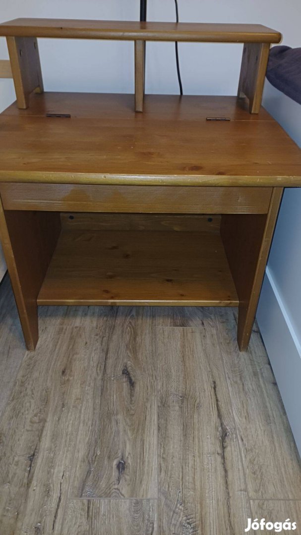 Eladó IKEA Diktad íróasztal