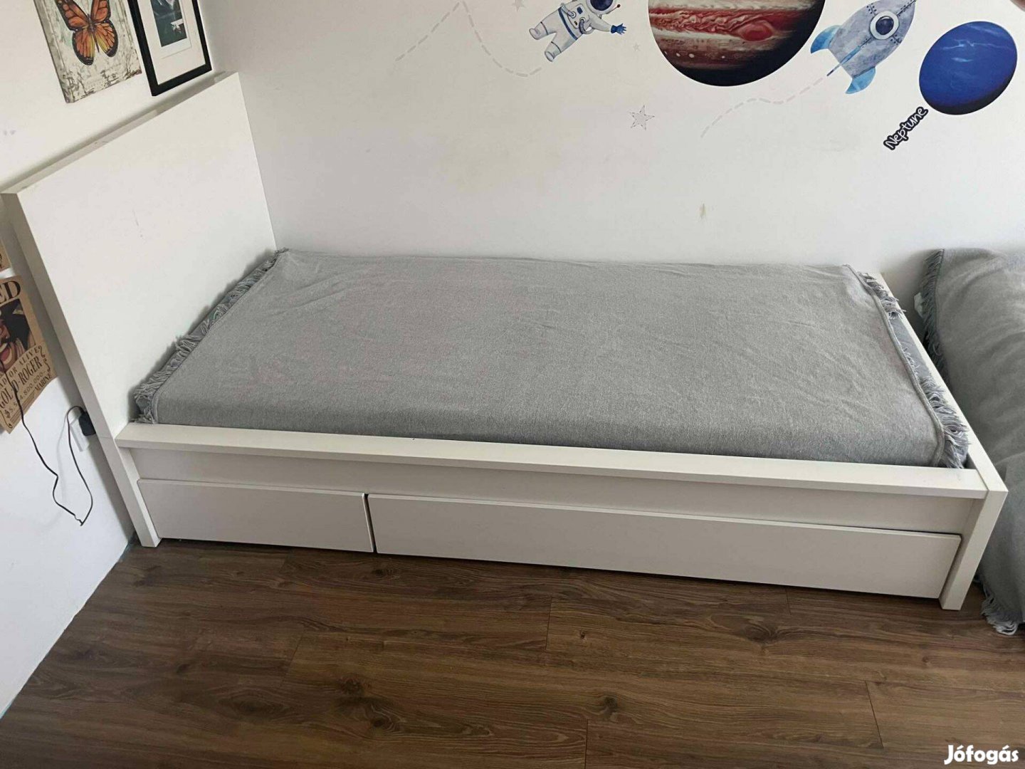 Eladó IKEA Malm ágykeret 90-200 cm, 2 tárolódobozzal