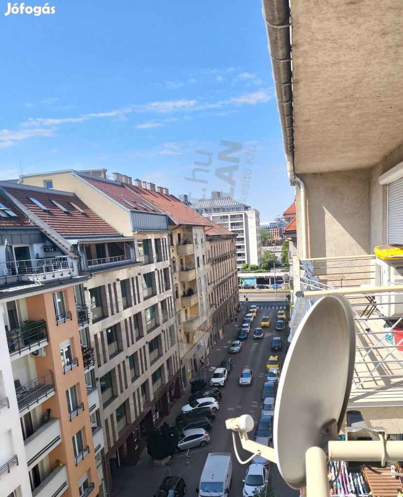 Eladó IX. kerület Ipar utcában 69m2-es, 2 szobás ingatlan.