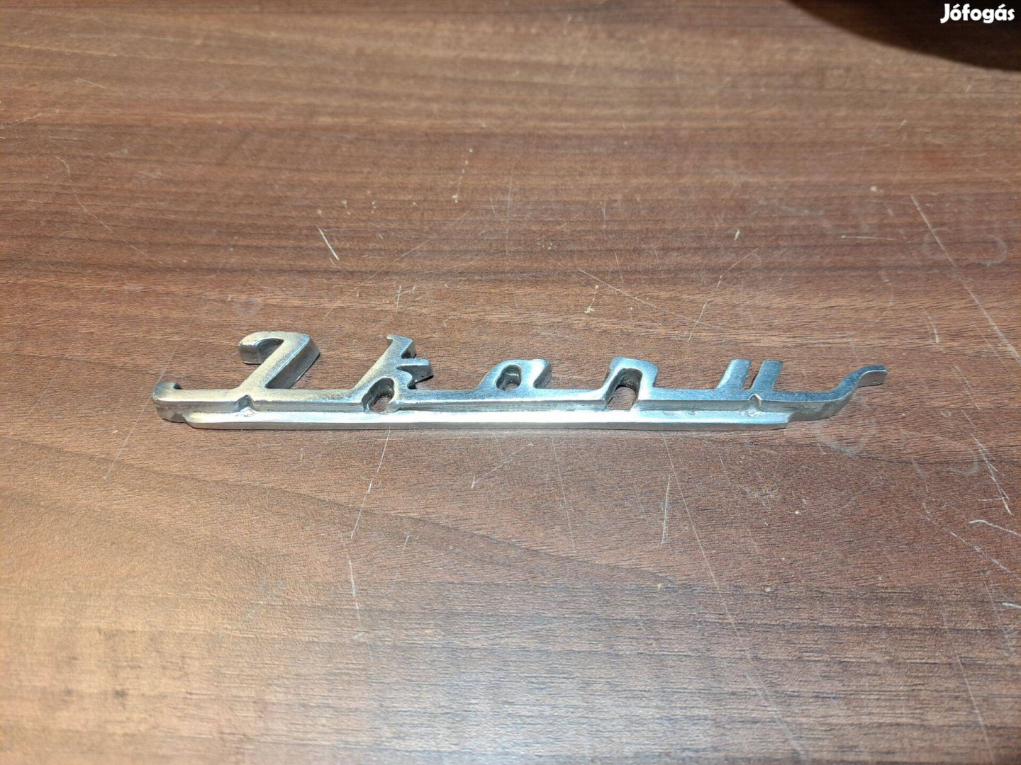 Eladó Ikarus 60 -as Őrdísz felirat logo márkajelzés Ritka Darab!
