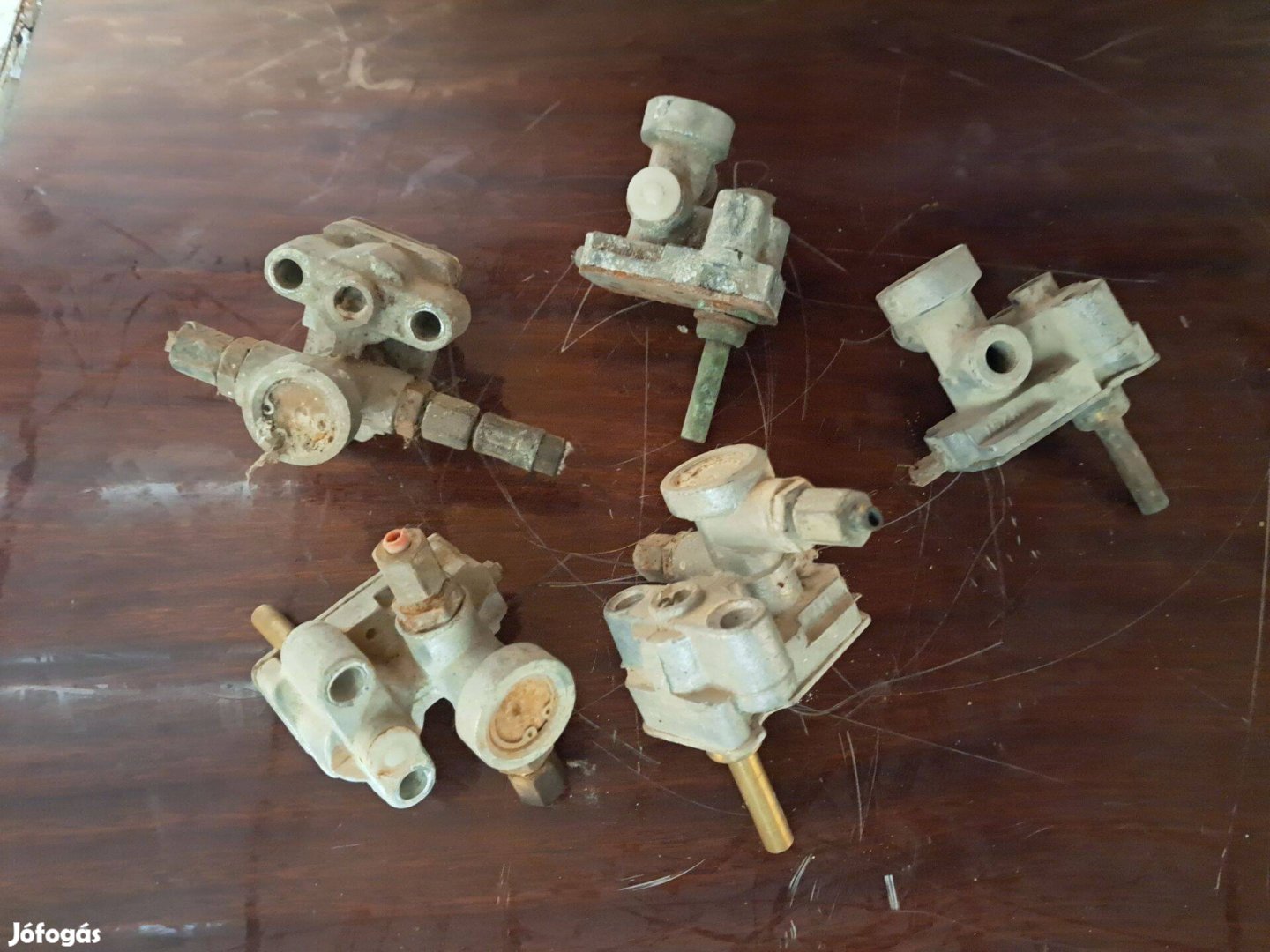 Eladó Ikarus Bosch szelep hűtő szelep termosztát relé