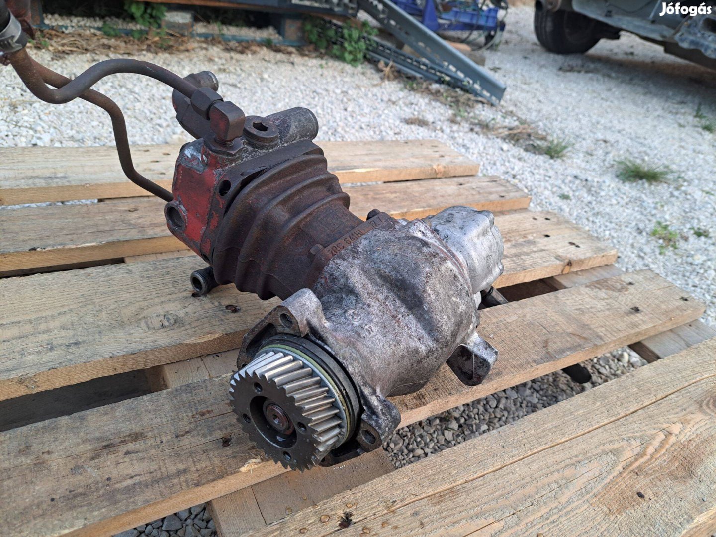 Eladó Ikarus E13 - 396 kompresszor és szervó szivattyú pumpa