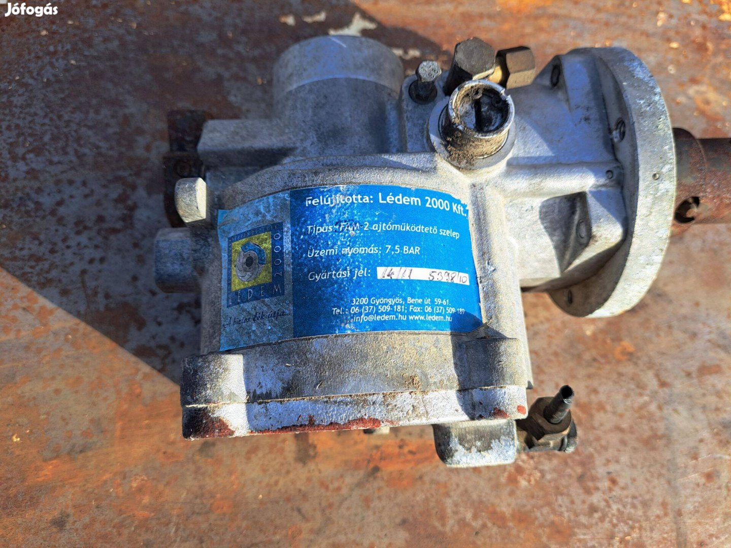 Eladó Ikarus busz autóbusz ajtónyitó munkahenger 45 fokos Ritka darab