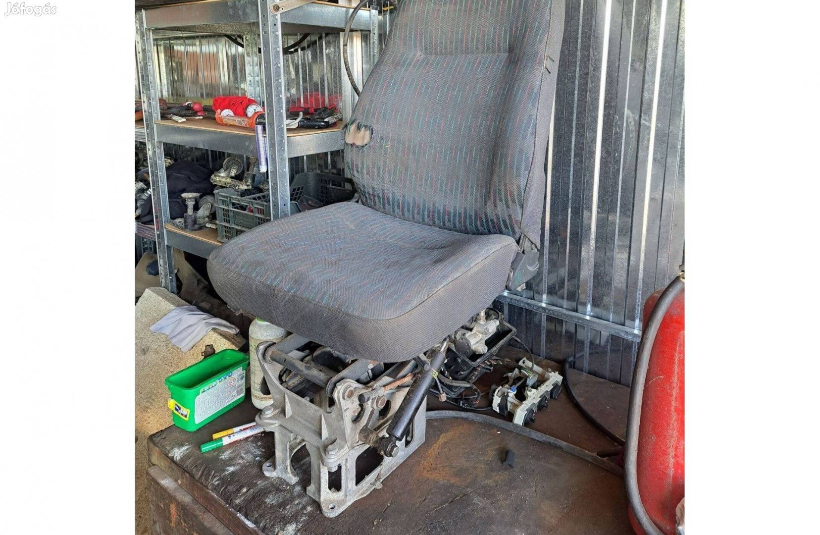 Eladó Ikarus busz sofőr ülés / légrugós állítható autóbusz sofőr ülés