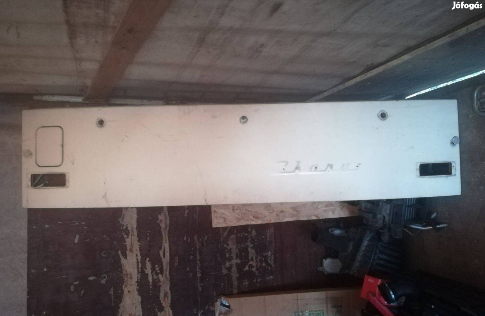 Eladó Ikarus első szerívzajtó / homlokfal / motorháztető