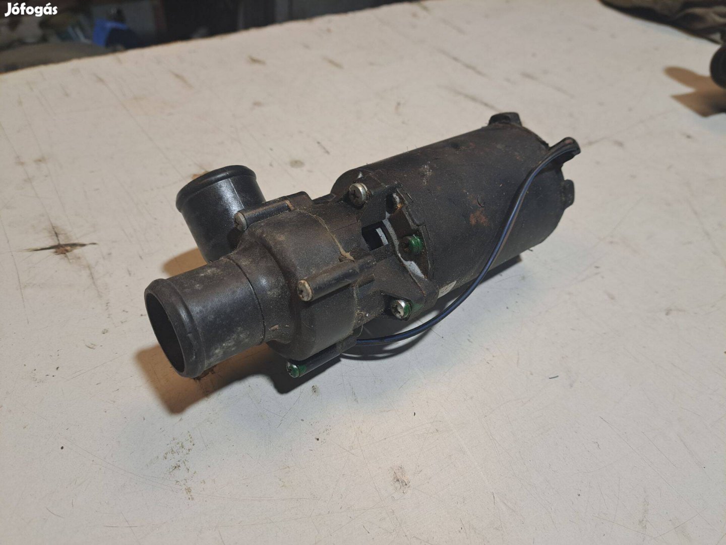 Eladó Ikarus keringető szivattyú 24v vízszivattyú felújított