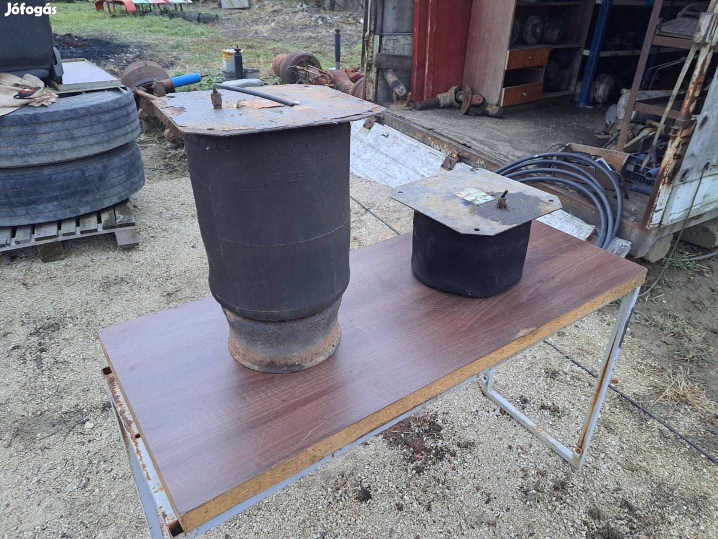 Eladó Ikarus légrugó