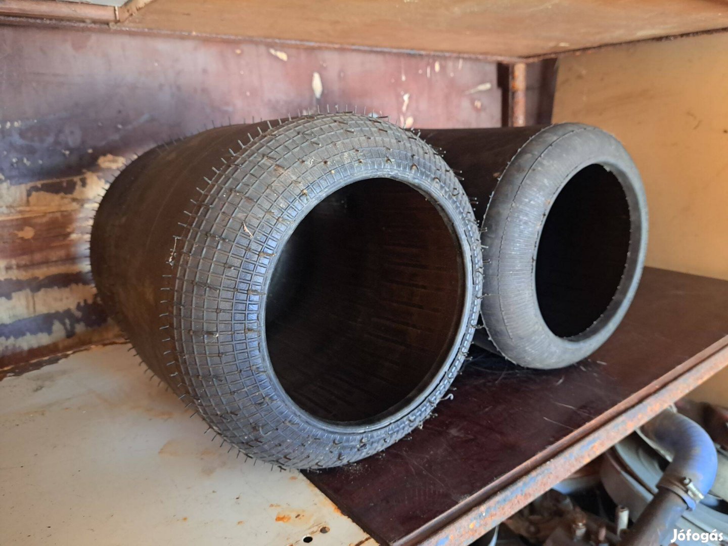 Eladó Ikarus légrugó gumik gumi zsír újak