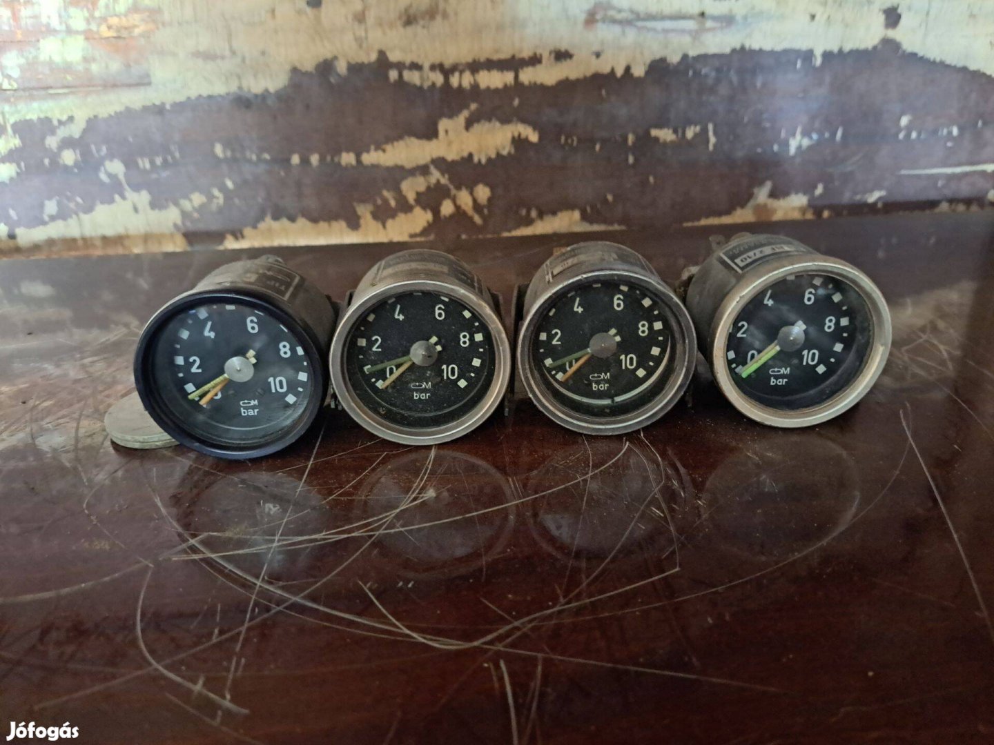 Eladó Ikarus levegő nyomás mérő óra légnyomás mérő műszer
