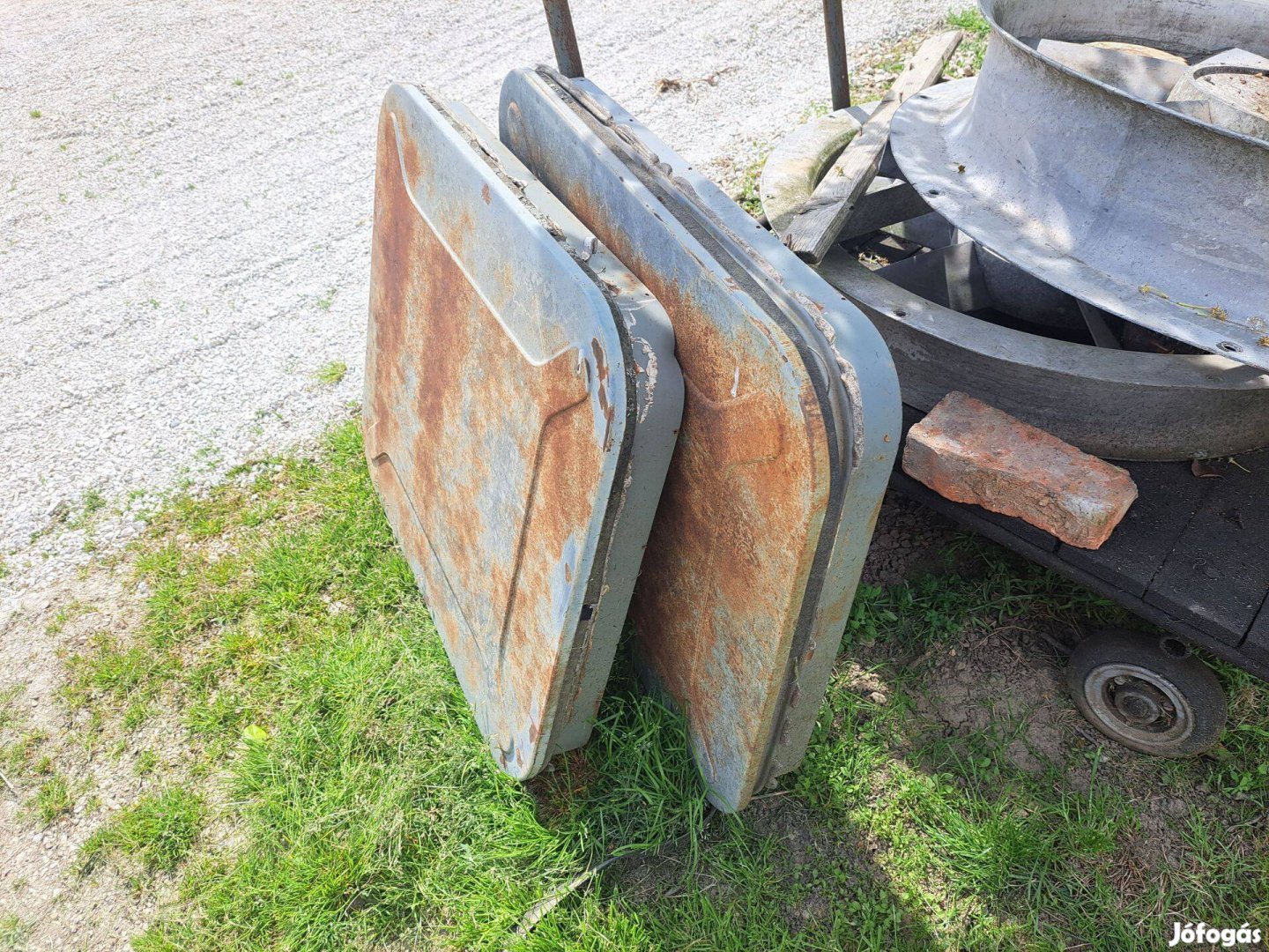Eladó Ikarus tetőablak / tető ablak / mennyezeti szellőző