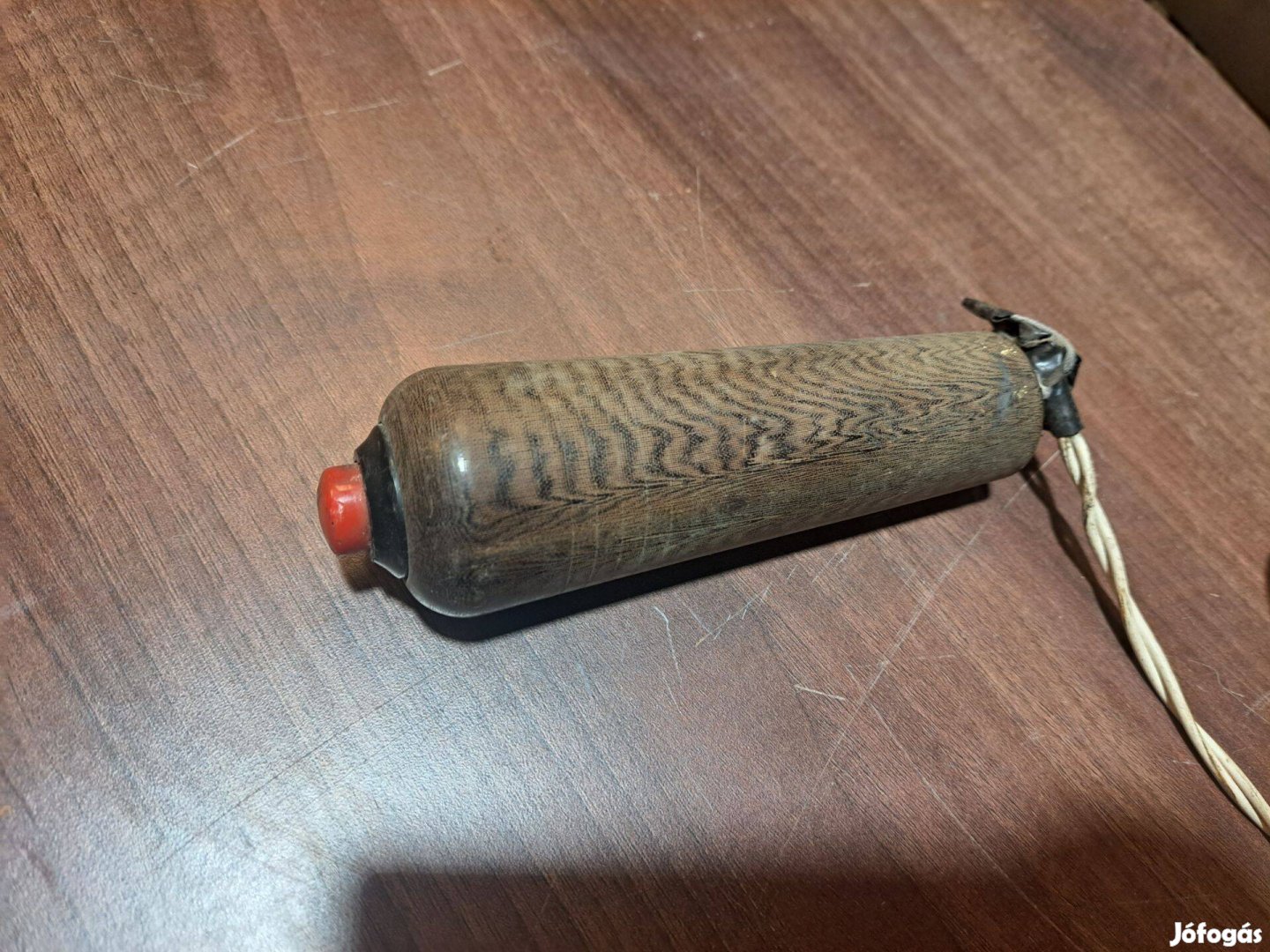 Eladó Ikarus váltógomb fa mintás beépített nyomógombbal