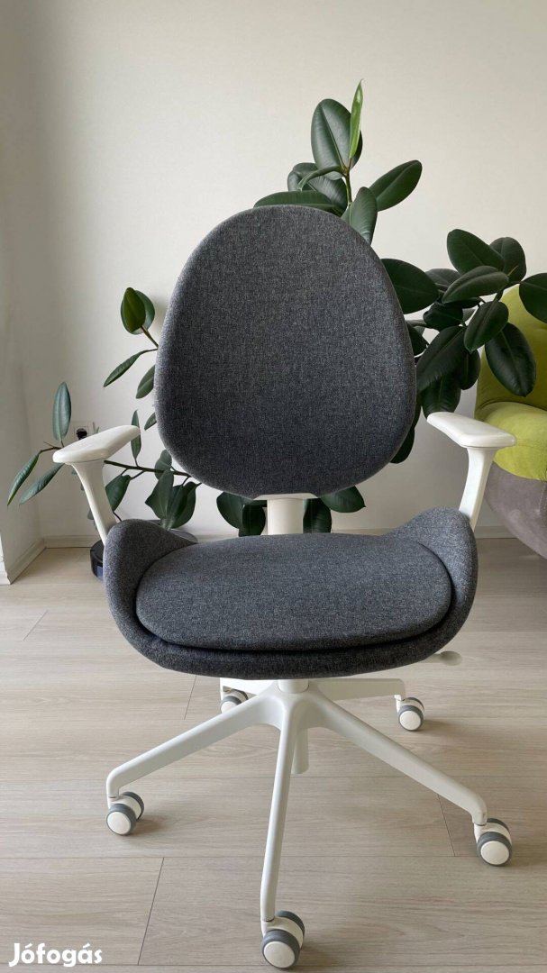Eladó Ikea, HattefjLL irodai forgószék karfákkal