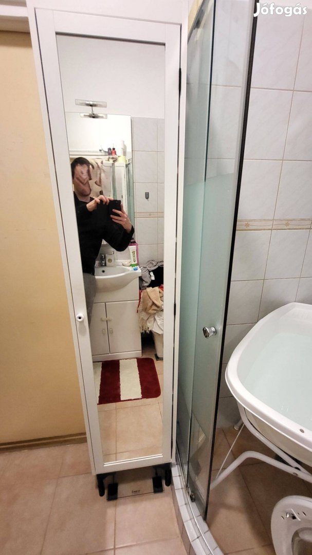 Eladó Ikeás fehér tükrös fürdőszoba szekrény
