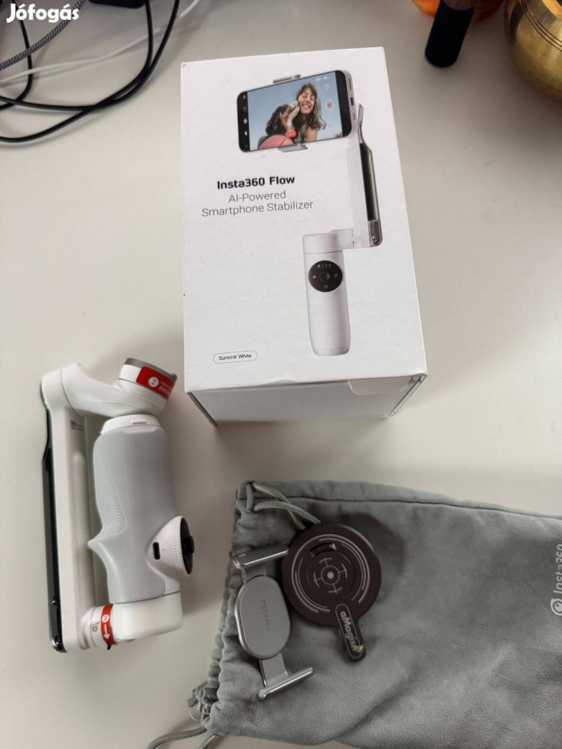 Eladó Insta360 Flow AI okostelefon-stabilizátor - Kiváló állapotban!